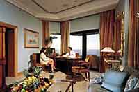 , -,  Sheraton Abu-Dhabi 5 *